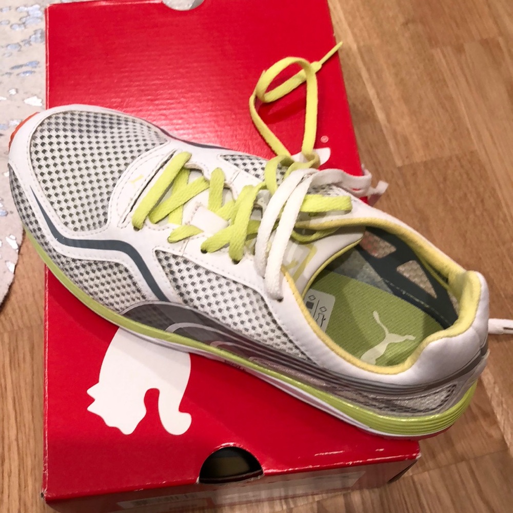 Ladies Puma Sneakers